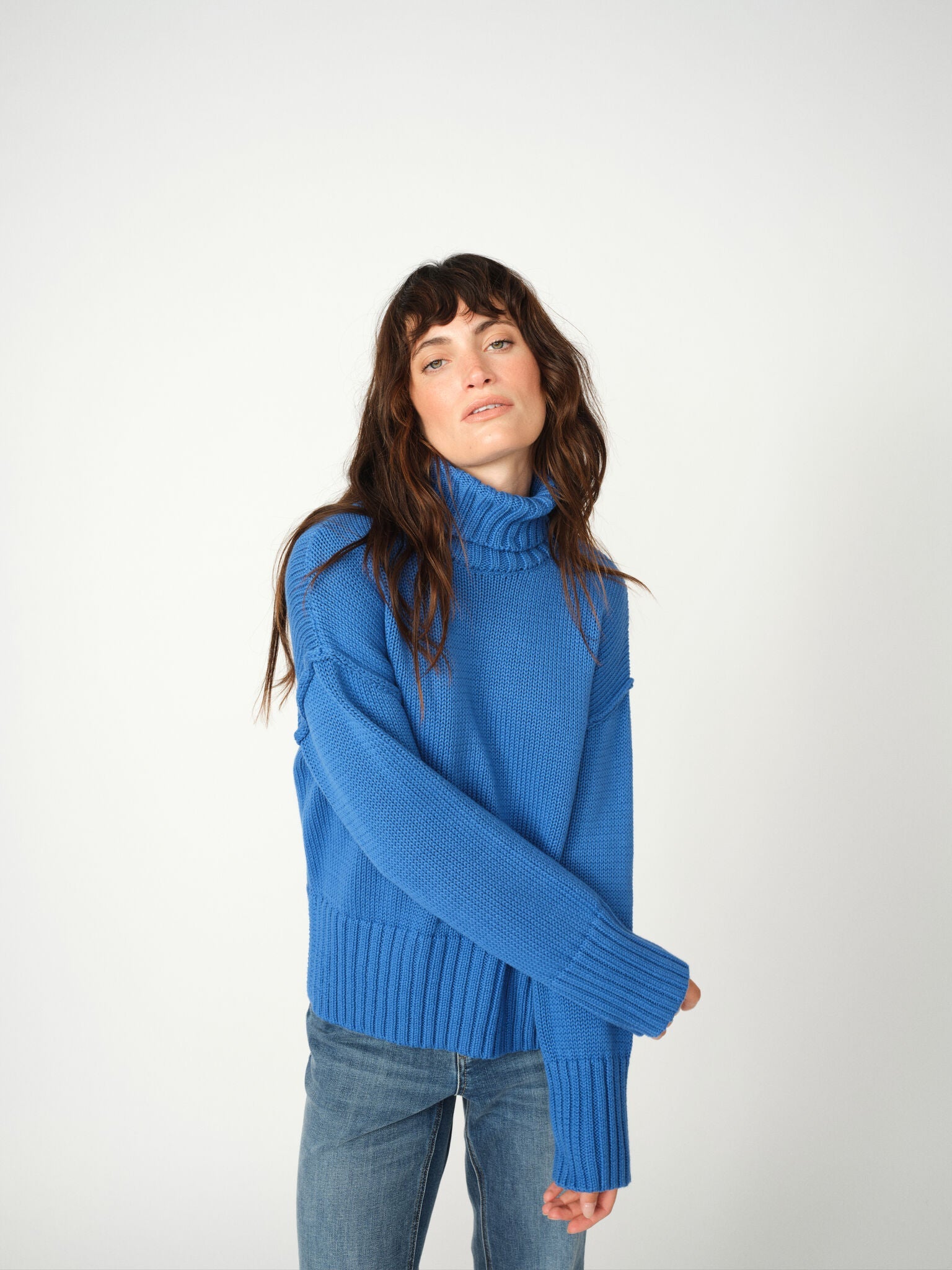 Modelshot / Blue Lolite / Detail